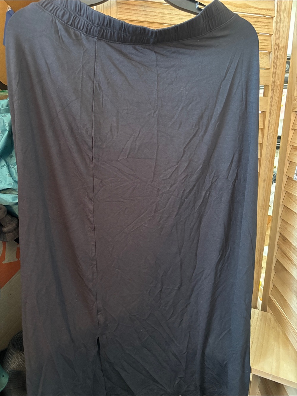 Amazon Essentials Slinky Black Skirt with Elastic Waistband XL NWT